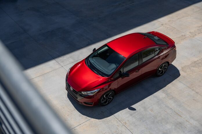 2023 Nissan Nissan Versa-30