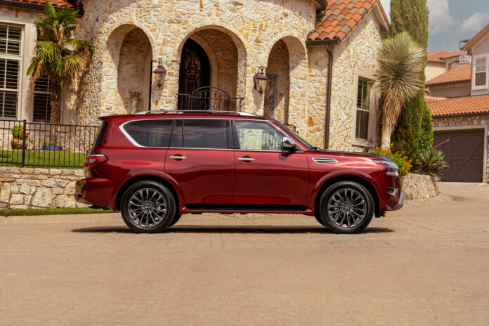 NISSAN_MY23_ARMADA_PLATINUM_008