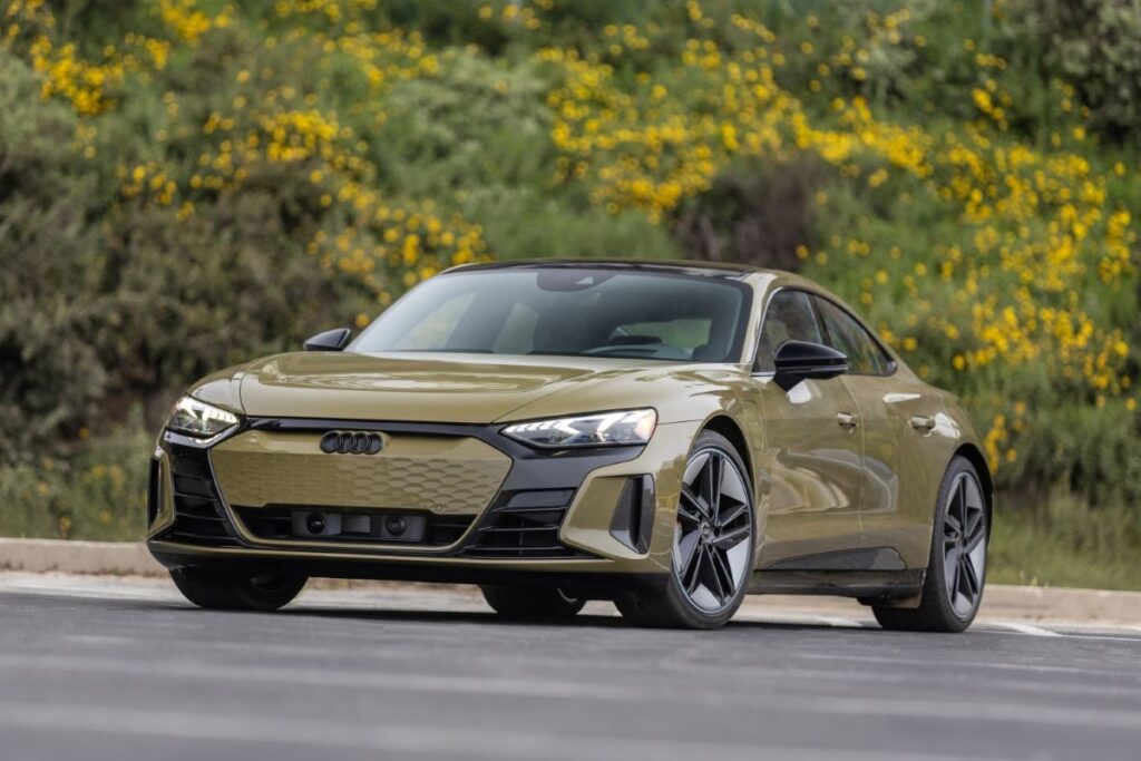 Audi RS e-tron GT del 2023, enamora con su asombrosa aceleración