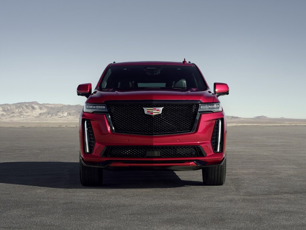 General Motors y Chrysler (Stellantis) sufrirán sanciones por miles de millones de dólares por no cumplir con ciertos requisitos