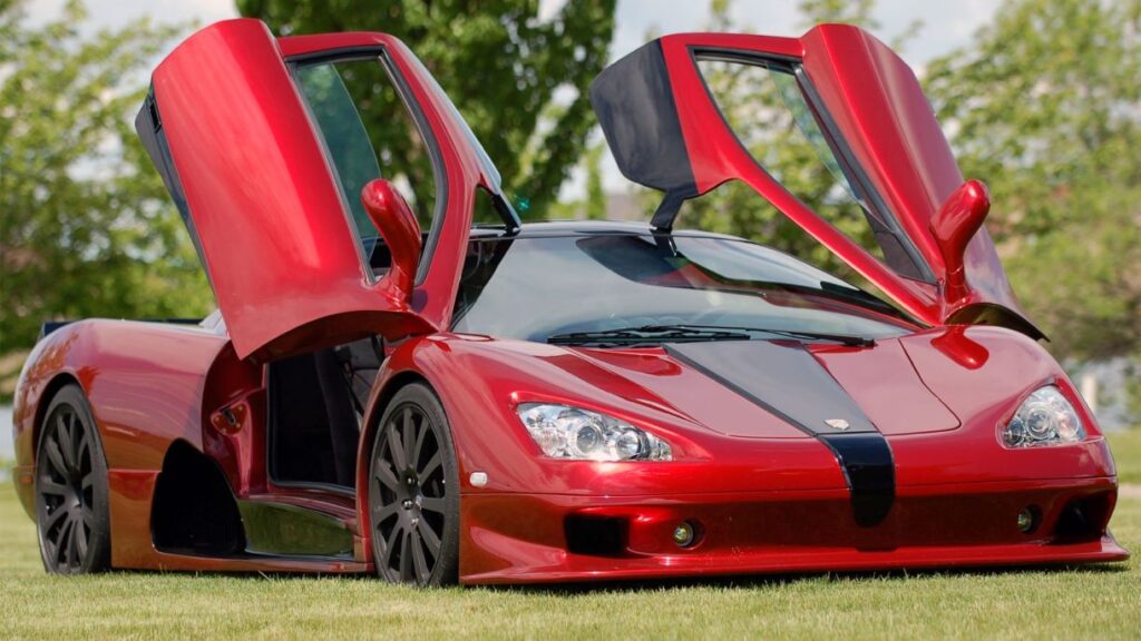 ¿Cuáles son los 10 autos construidos en serie más rápidos del mundo?