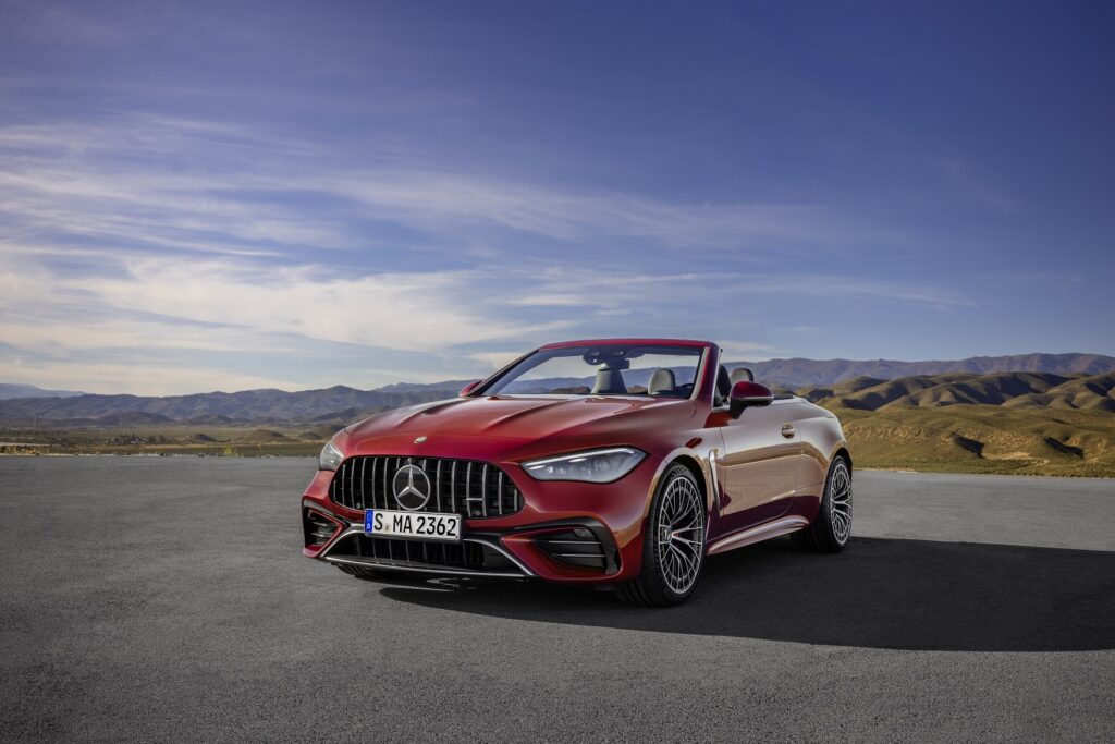 El nuevo Mercedes-AMG CLE 53 Cabriolet: conducción descapotable con prestaciones AMG