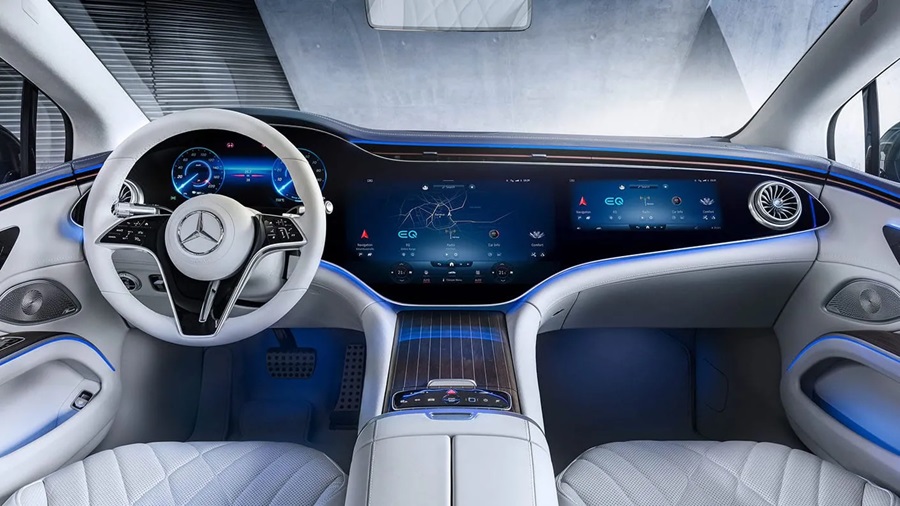 Los Vehículos con los Tableros Más Futuristas