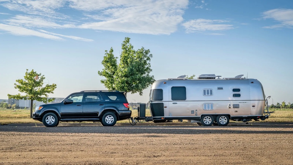 ¿Cuáles son los SUVs con mayor capacidad de remolque para aventuras en camper?