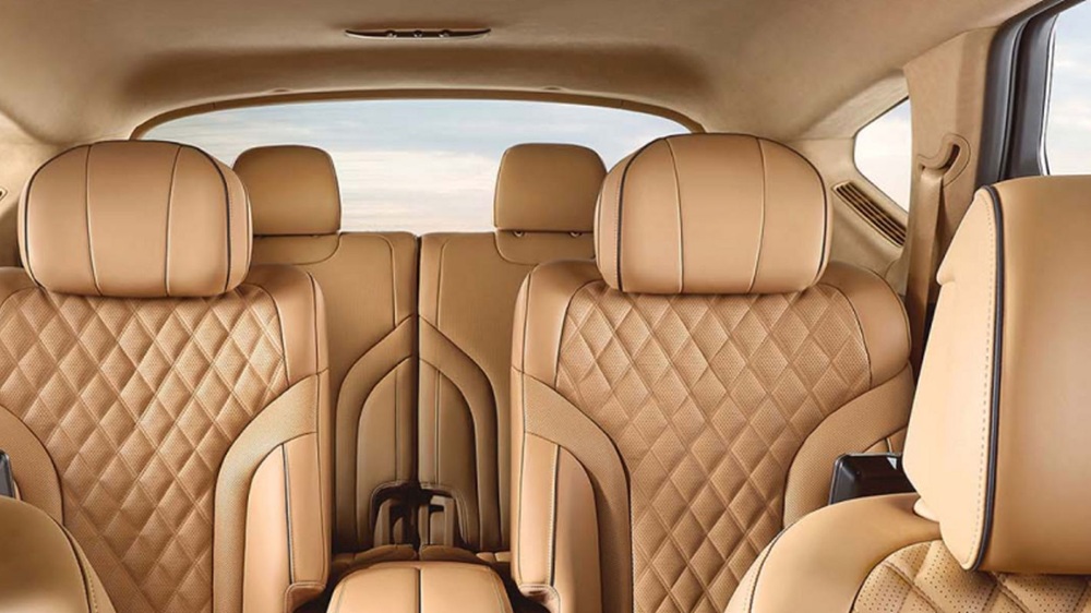 ¿Cuáles son los SUVs con asientos delanteros de mayor ajuste ergonómico para trayectos prolongados?