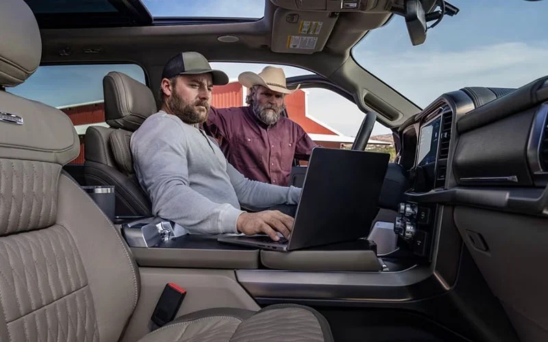 Los 5 autos del 2026 con mejor conectividad para trabajar desde la cabina