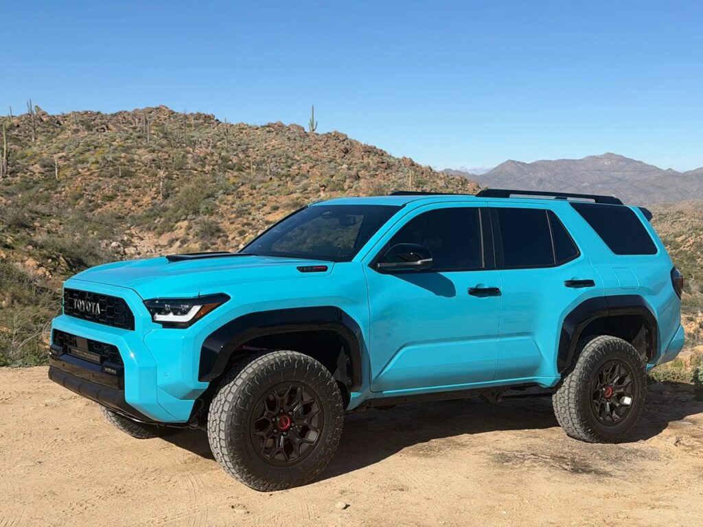 Los 5 SUVs medianos del 2026 con mejor desempeño todoterreno por menos de $55,000